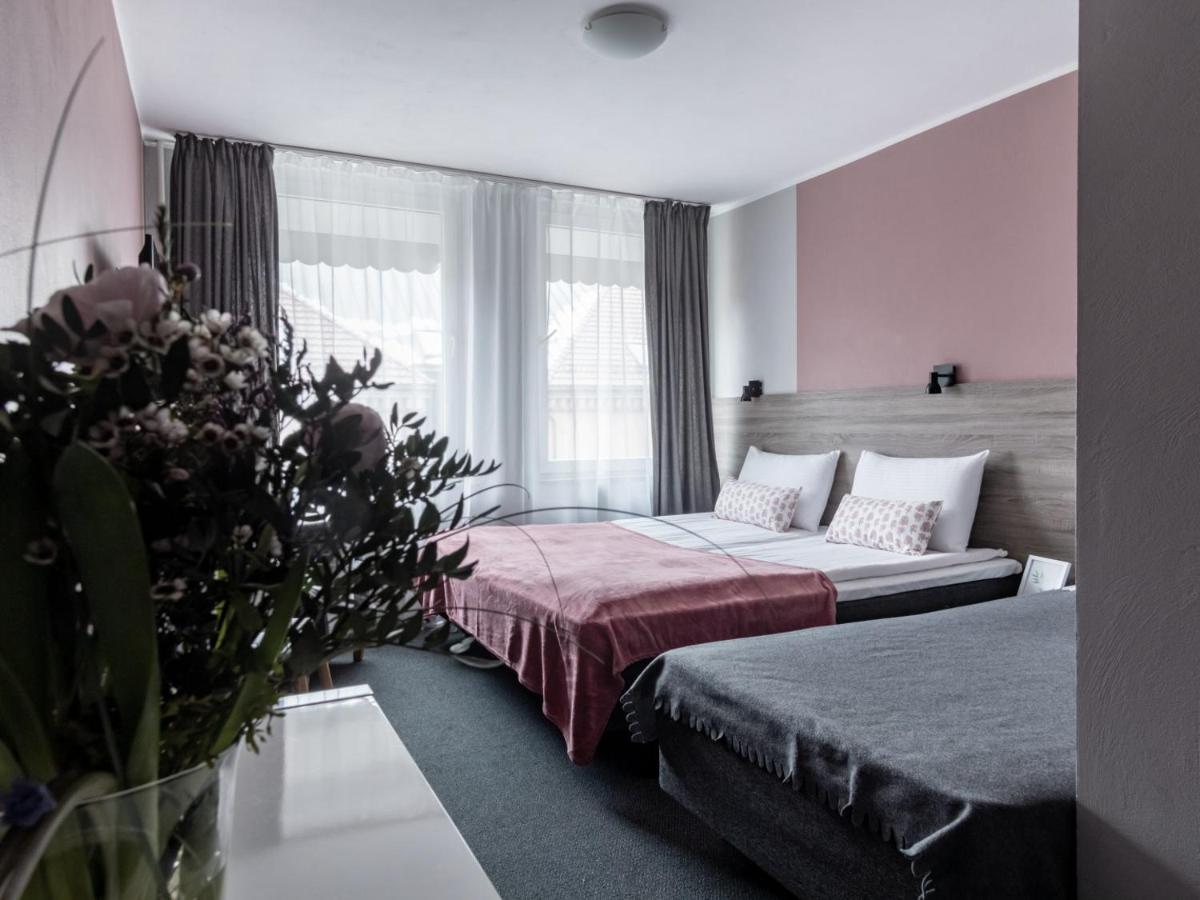 Park Hotel VNO Eksteriør billede